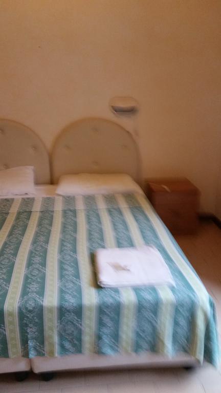 Albergo Margherita Кианчано Терме Екстериор снимка